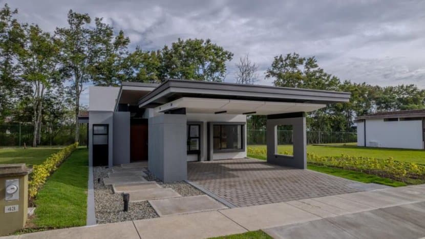Brand New Luxury Home in Hacienda Los Reyes, La Guácima
