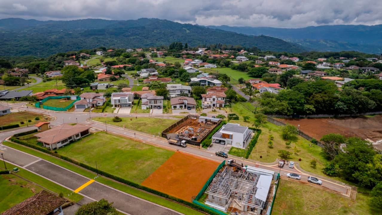 Residential Lot in Hacienda Los Reyes, La Guácima