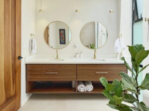 42f03b41 a4ec 43b8 a814 151a06aff5db 1